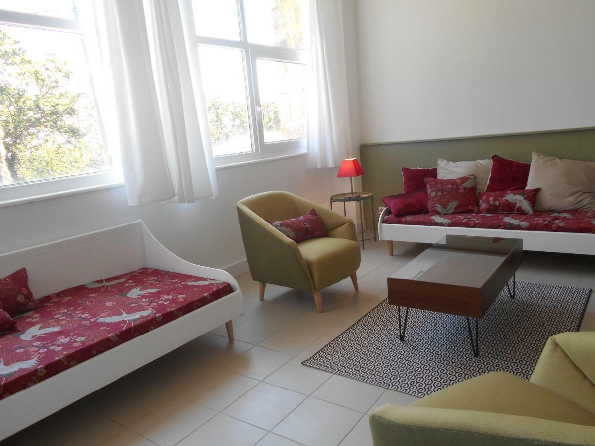 Maison D'Hotes Les Palmiers Gluiras 외부 사진